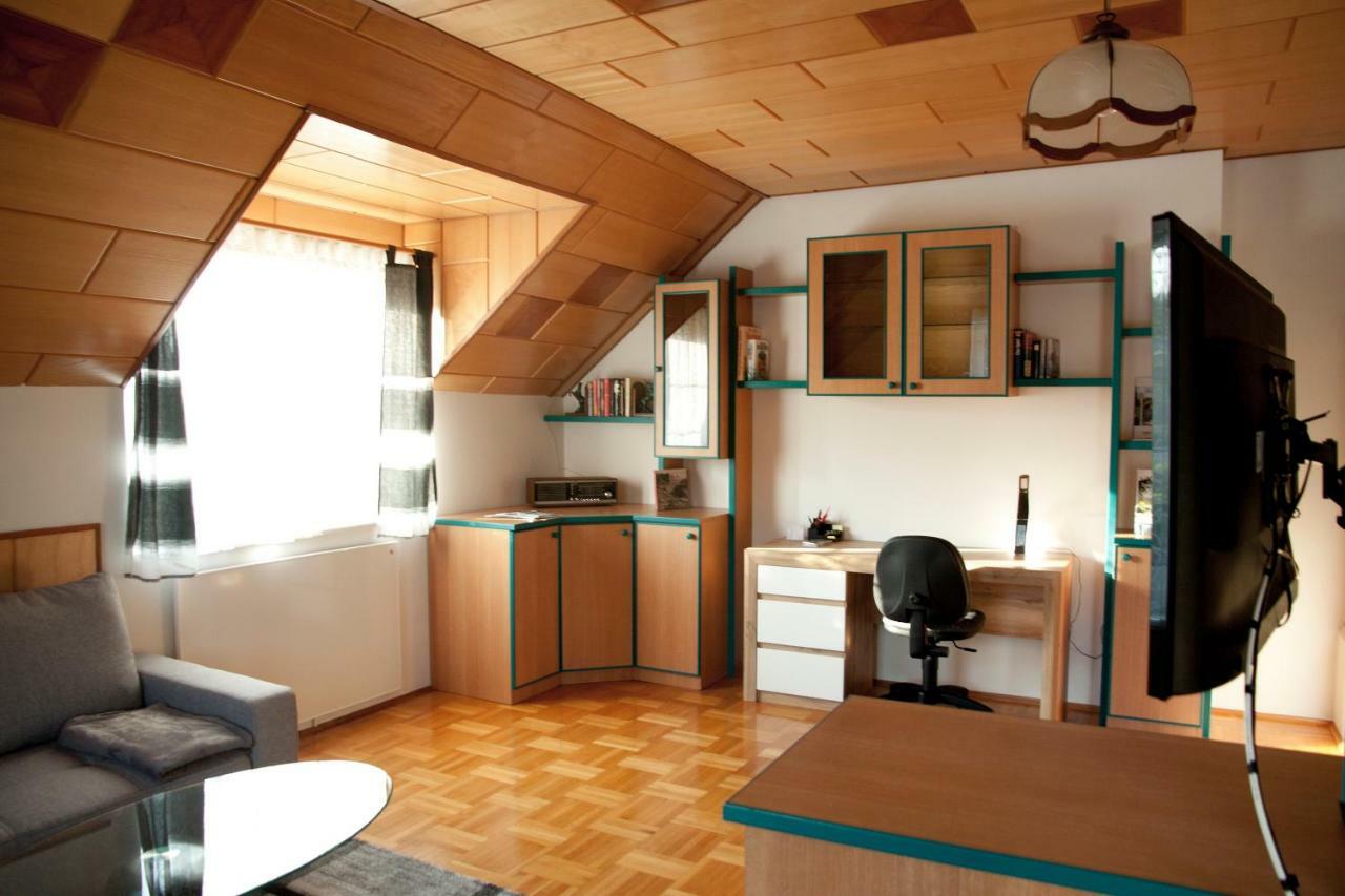 Ferienwohnung Peklar Arnfels Exterior foto